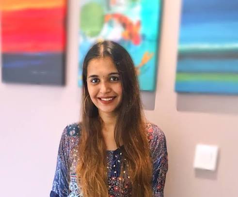 Dr Aaisha Khan